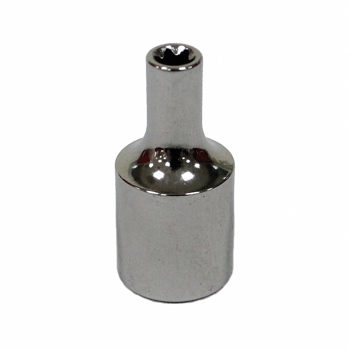 Westward Socket, Steel E x T x E 6 Chrome 0.25 in (20HX22)