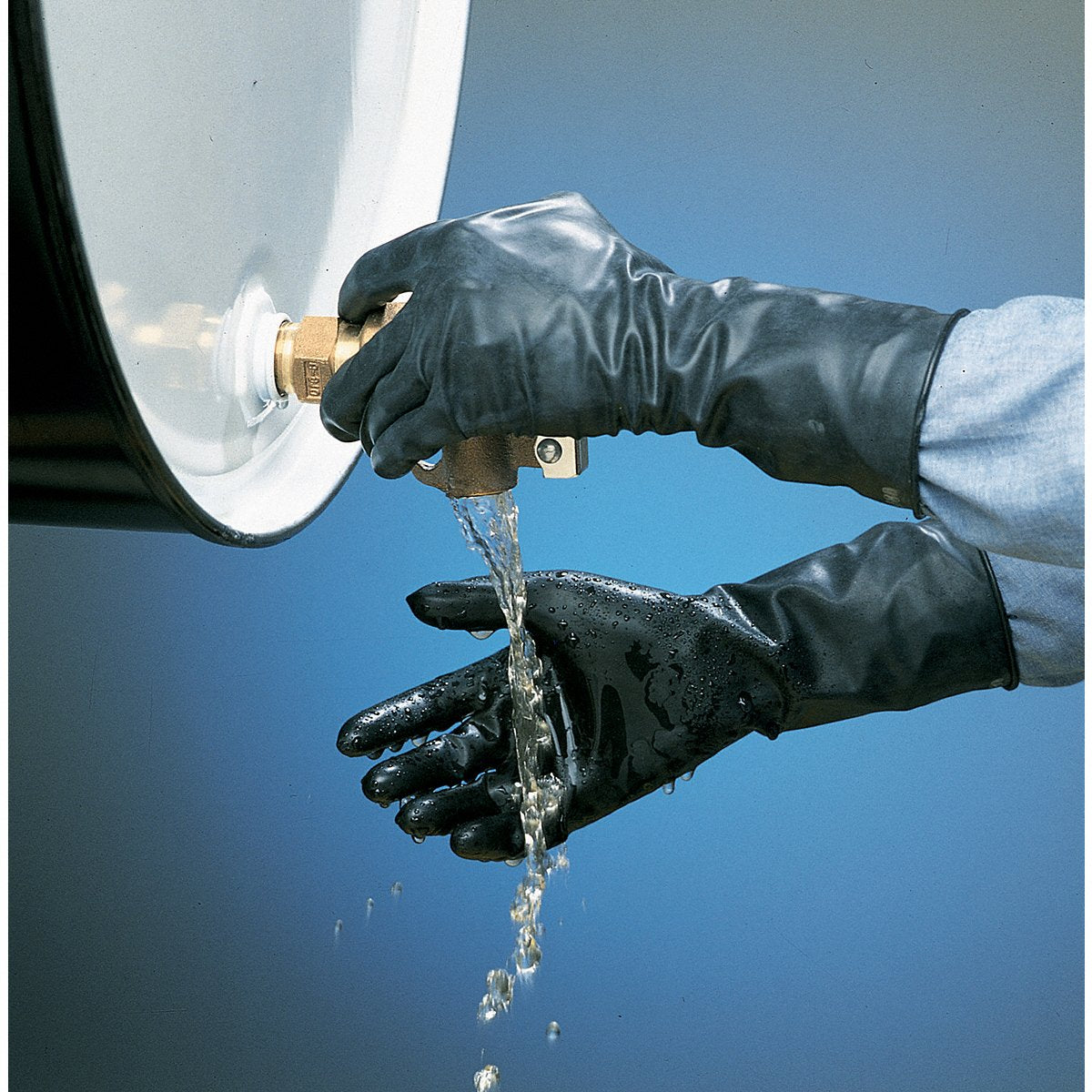 Honeywell North Chemical Resistant Glove, 13 Mil, Sz 9, Pr (B131R/9)